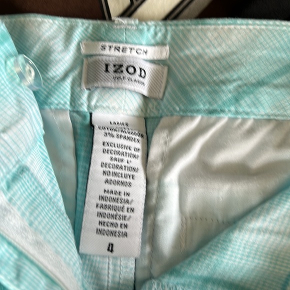Izod golf capri. - Picture 2 of 3